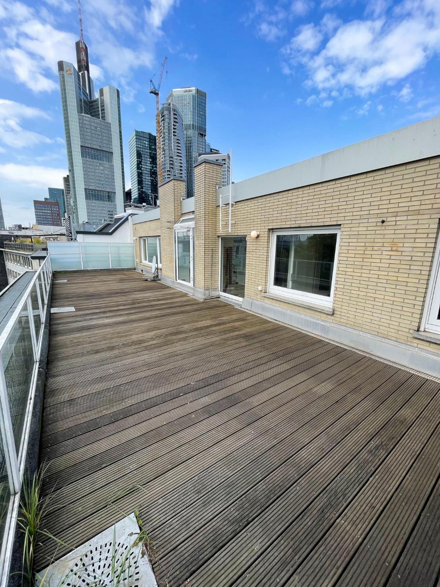 Design-Penthouse In Toplage! Frankfurt am Main Exterior foto